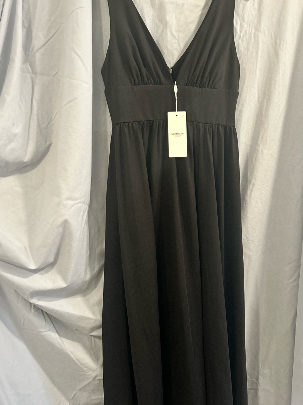 Ever Pretty Black V-Neck Maxi Dress
